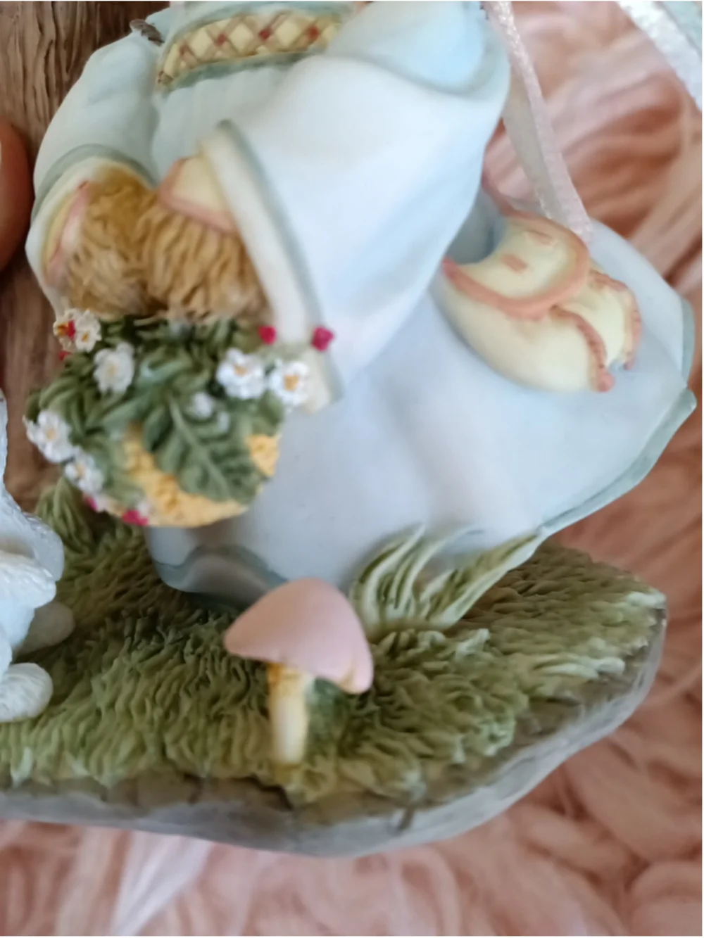 Cherished Teddies 2005 Maid Marian with Tree Mushrooms Bunny Flowers Bear